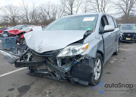 2012 Toyota Sienna Le V6 8 Passenger from USA, damaged, VIN 5TDKK3DCXCS187273